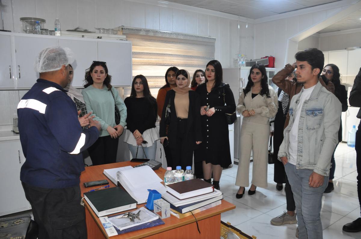 خوێندکارانی قۆناغی سێیەمی بەشی بایۆلۆجی سەردانێکی زانستییان ئەنجامدا