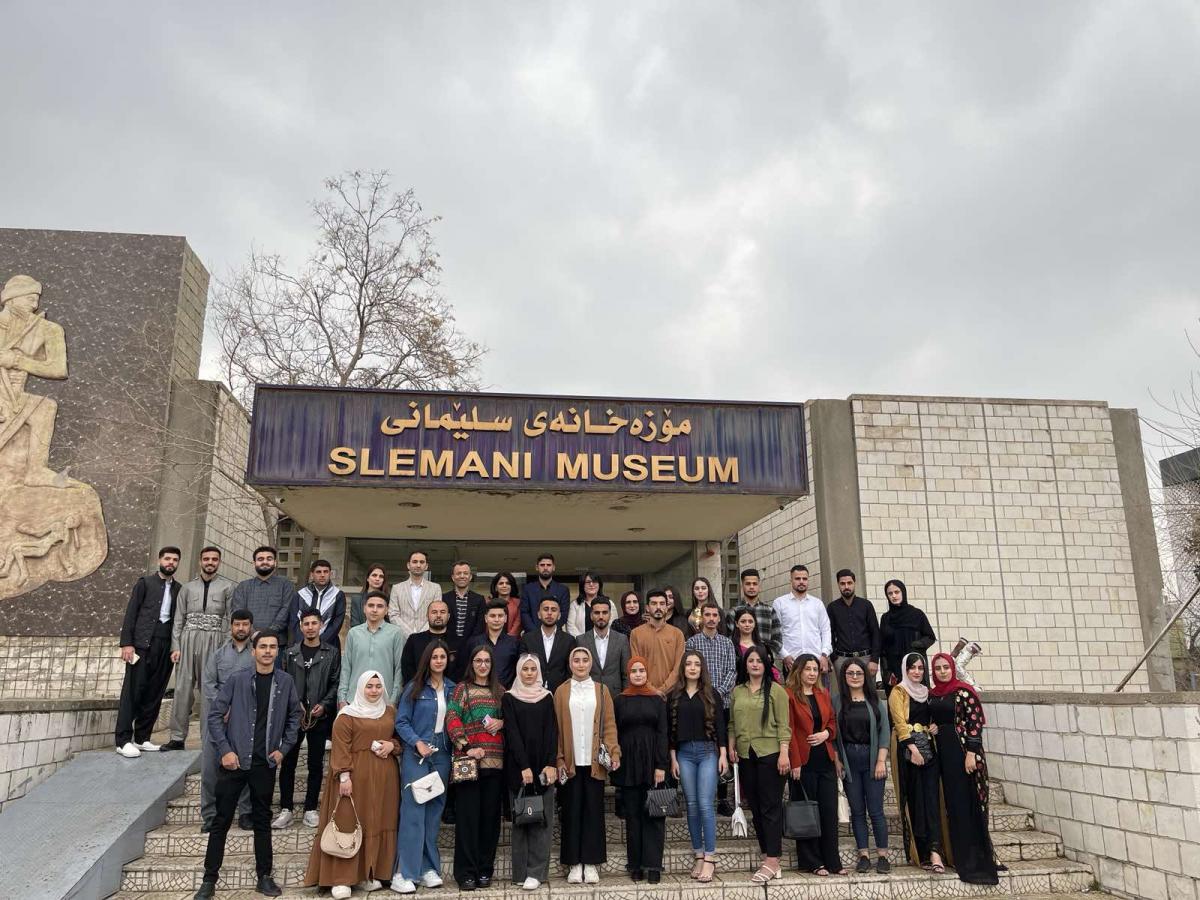 خوێندکارانی قۆناغی یەکەمی بەیانیان و ئێوارانی بەشی مێژوو سەردانێکی زانستییان کرد