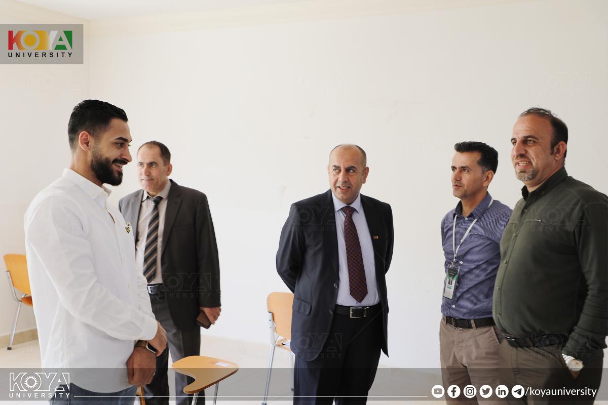 بەڕێز سەرۆکی زانکۆ هۆڵەکانی تاقیکردنەوەی فاکەڵتیی پەروەردەی وەرزشی بەسەرکردەوە