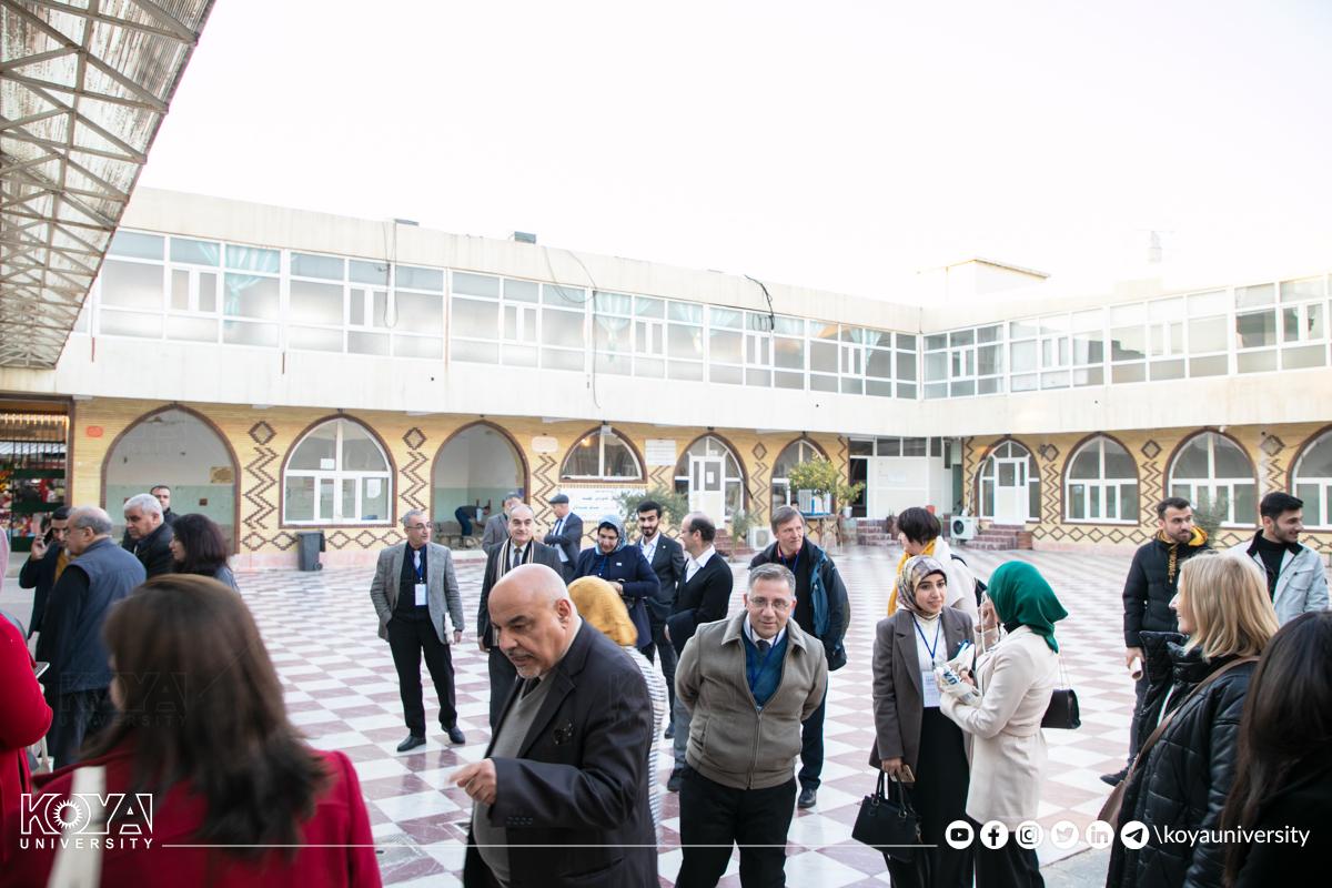 میوانەکانی کۆنفرانسی نێودەوڵەتیی (کەلەپوور لە مەترسیدایە) سەردانی شوێنەوارە دێرینەکانی شاری کۆیەیان کرد