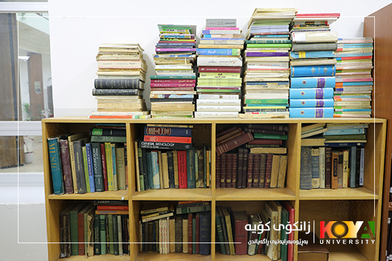 A Koya-Born Doctor Residing in Baghdad Donates Over 1,000 Books to Koya University