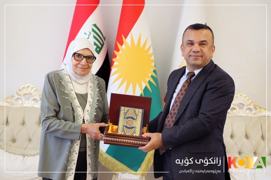 A Koya-Born Doctor Residing in Baghdad Donates Over 1,000 Books to Koya University