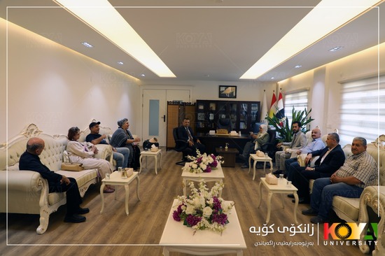 A Koya-Born Doctor Residing in Baghdad Donates Over 1,000 Books to Koya University