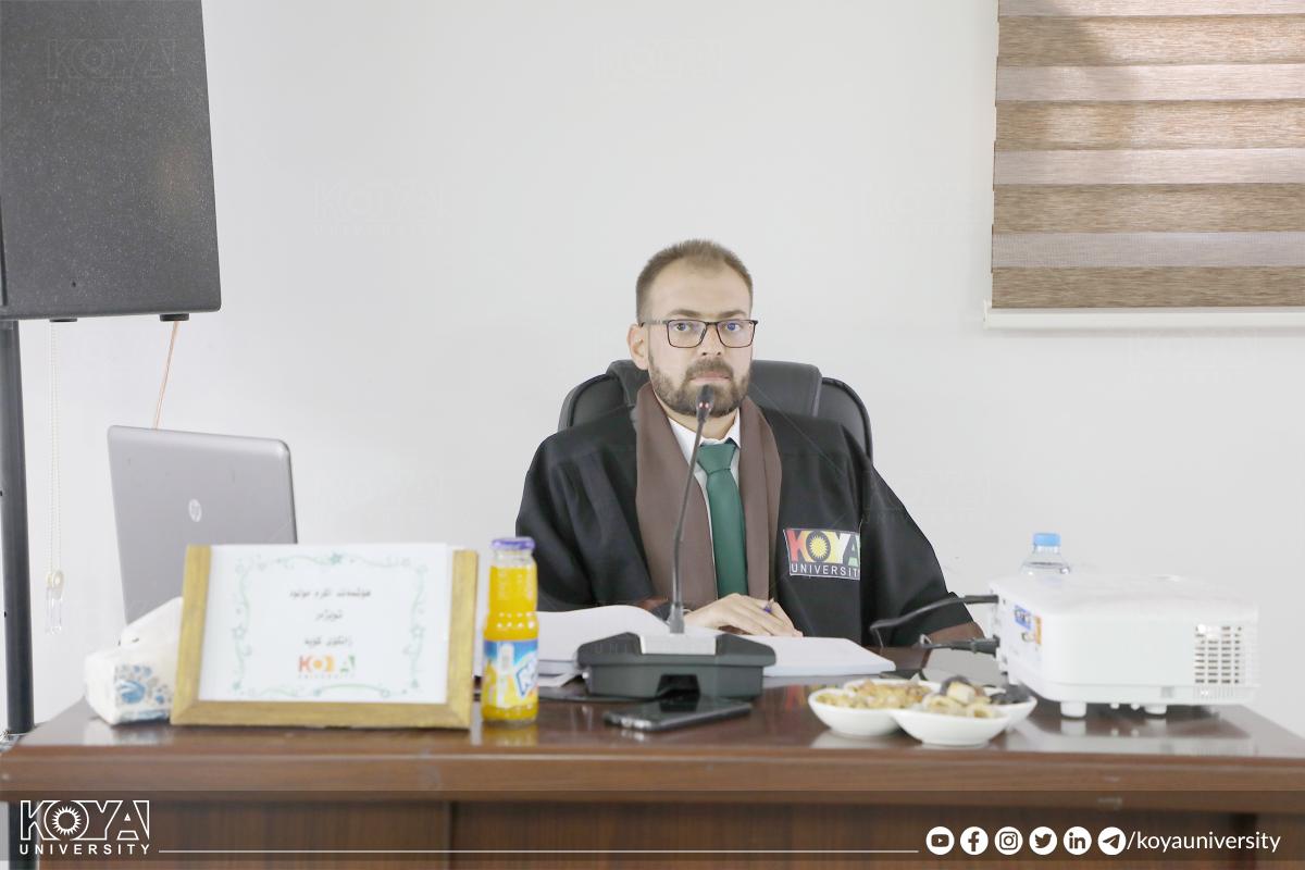 لە فاکەڵتیی پەروەردە ماستەرنامەیەک دەربارەی خیلافەی عەباسی تاوتوێ کرا